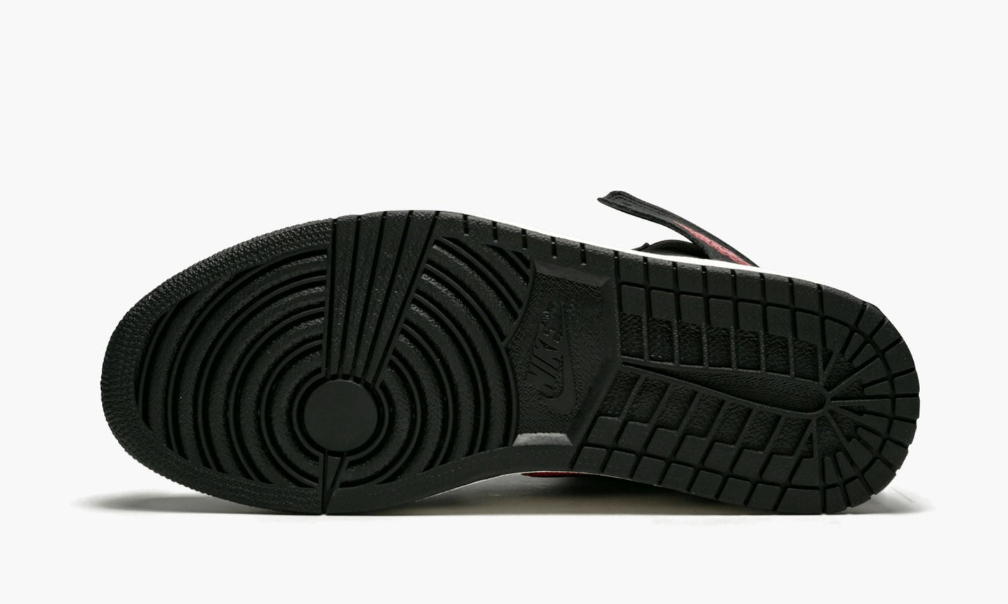 Air Jordan 1 Retro High OG Sports Illustrated / A Star Is Born Sneakers - Sty...