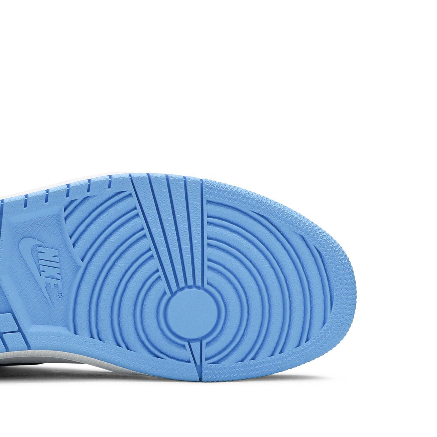 Air Jordan 1 Retro High OG ‘University Blue’ 555088-134 Sneakers - Cushioned ...