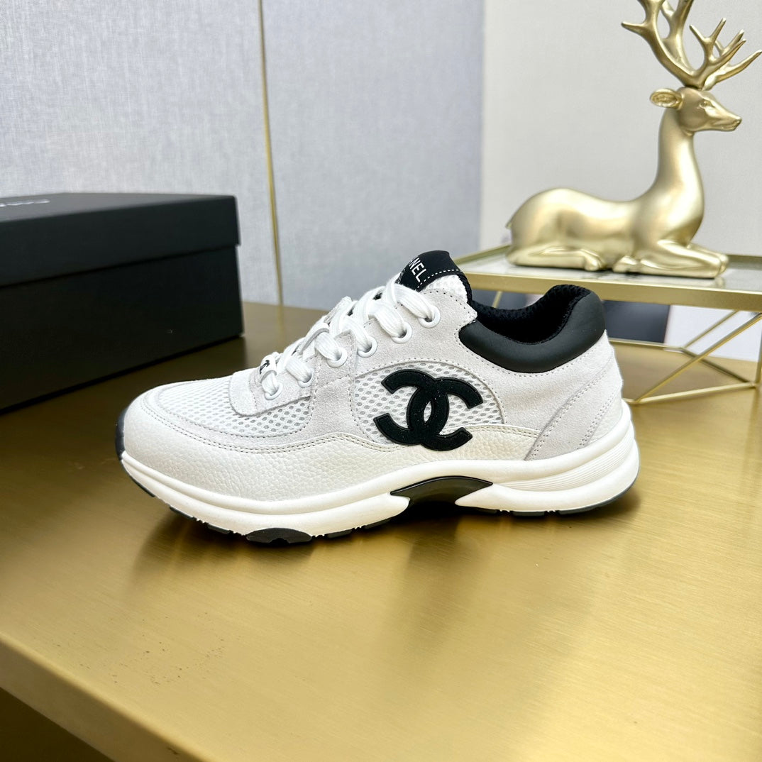 CC 2026 Casual Sneakers White Suede Cowhide 668068
